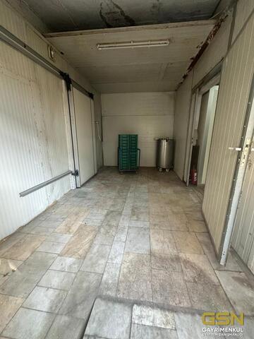 24-İZMİR BORNOVA PINARBAŞINDA SATILIK İŞYERİ VE ARAZİ